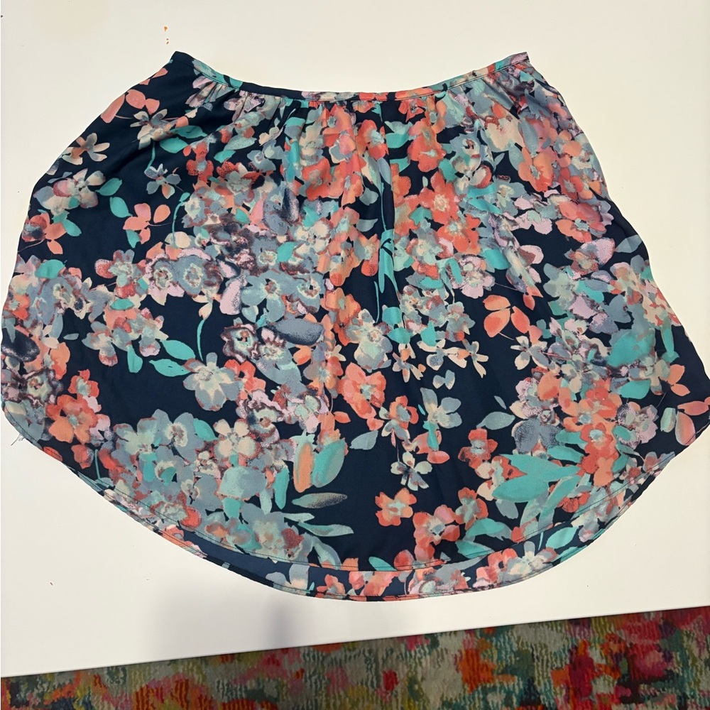 Laure Conrad floral skirt